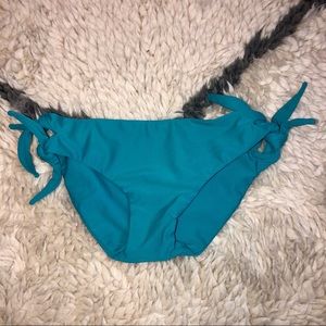 Mikoh bottoms!